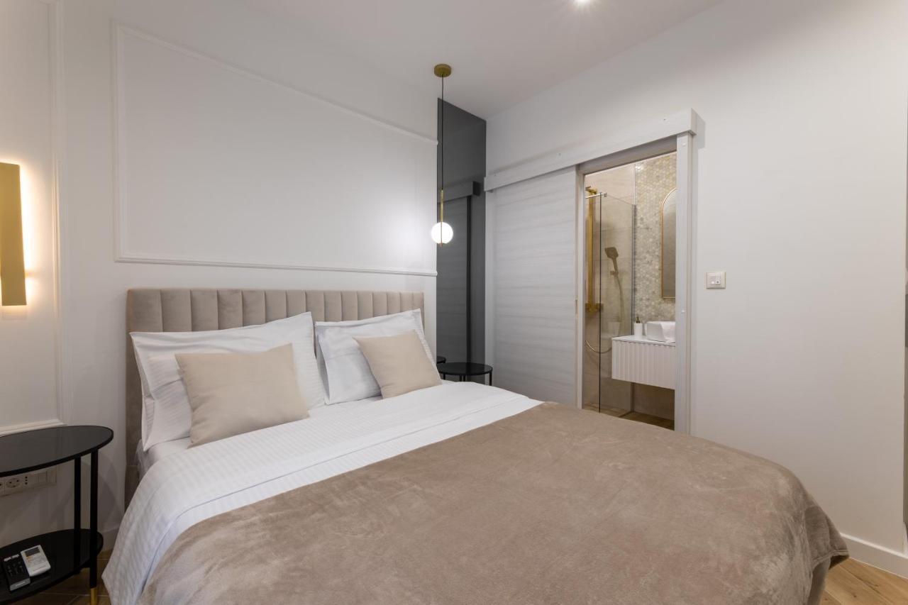 Palace Luxury Rooms Split Exterior photo
