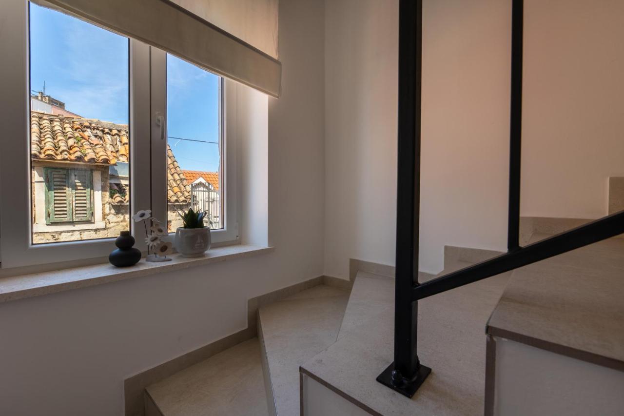 Palace Luxury Rooms Split Exterior photo